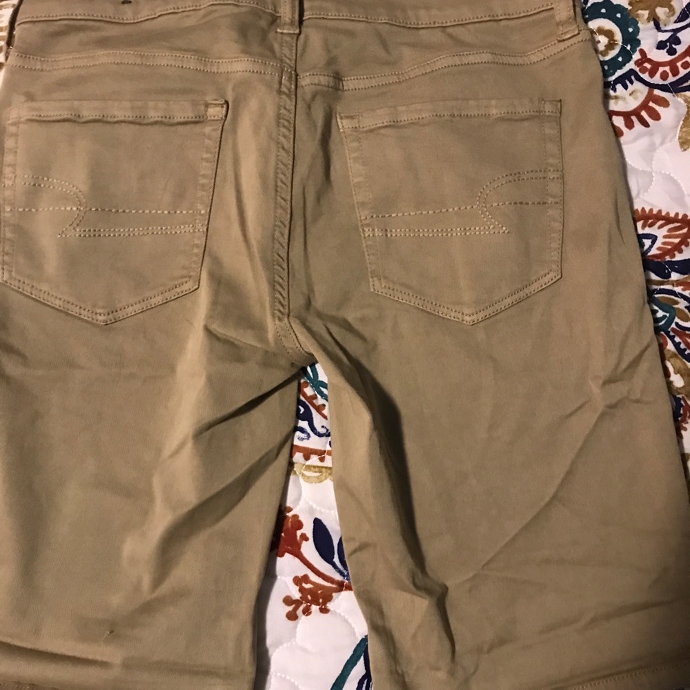 American Eagle Bermuda Shorts